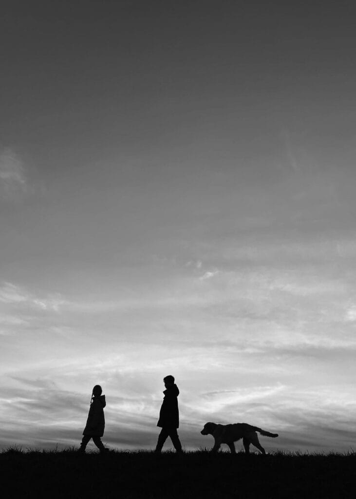 Familien-Fotoshooting inkl. Hund mit Natalie Breitschuh in Offenburg.